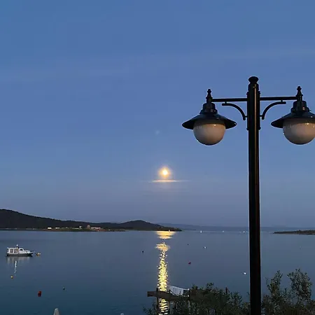 فندق Cunda Panorama 2*