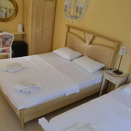 Hotel Cunda Panorama 2*