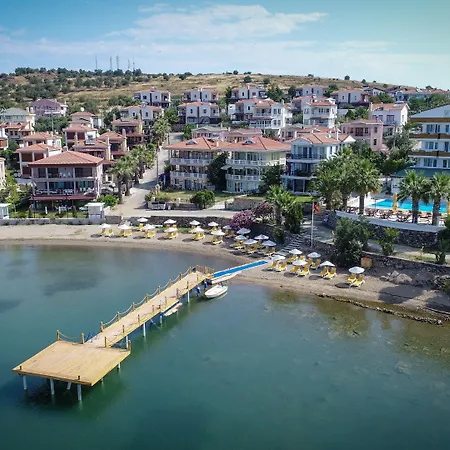 Hotel Cunda Panorama 2*