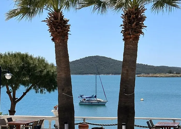 Cunda Panorama Hotel 2*